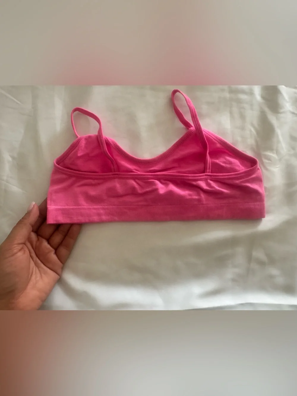 Girls Pack of 4  Seamless Bralette Tops - Pink, Hot Pink, Navy size M
